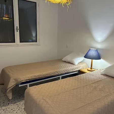 2 Pieces Avec Climatisation Proche - Fr-1-250-321 Apartment Le Grau-du-Roi